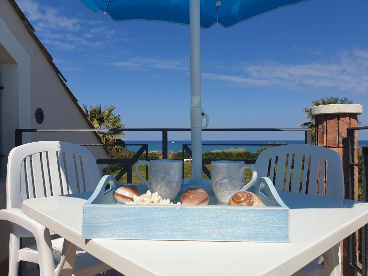 Villa Amare Кампофеличе ди Рокела Екстериор снимка