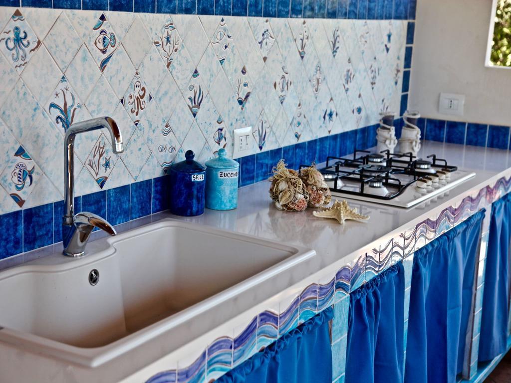 Villa Amare Кампофеличе ди Рокела Екстериор снимка